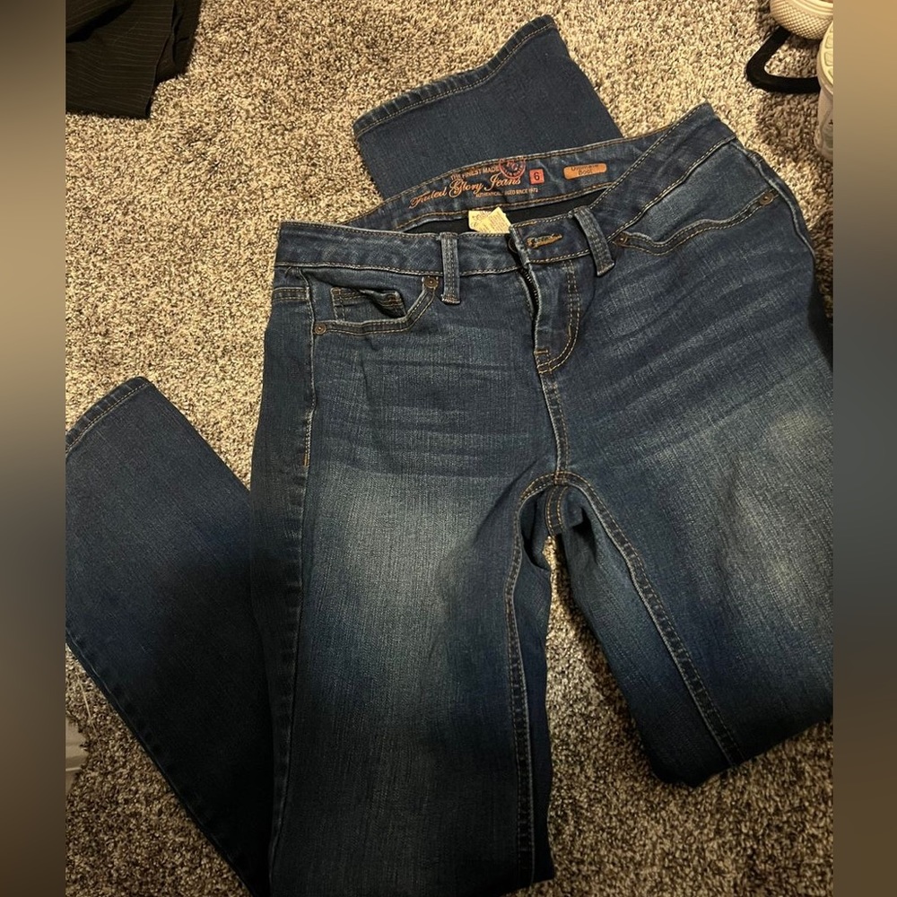 Jeans